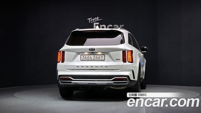 Kia Sorento 2021 — ფოტო 4/20