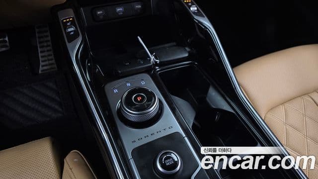 Kia Sorento 2021 — ფოტო 9/20