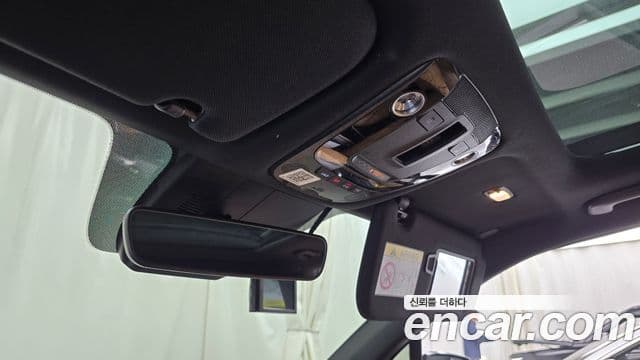 Kia Sorento 2021 — ფოტო 17/20