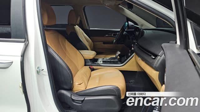 Kia Carnival 2021 — Şəkil 10/20