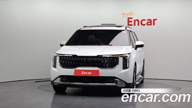 Kia Carnival 2023 — ფოტო 3/20