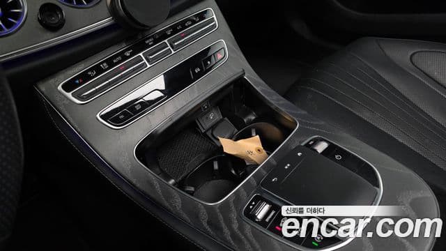 Mercedes-Benz CLS-Class 2023 — Photo 3/20