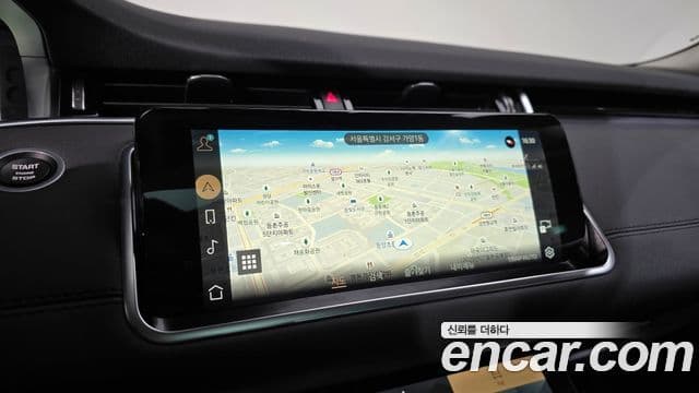 Land Rover Range Rover Evoque 2021 — ფოტო 15/20