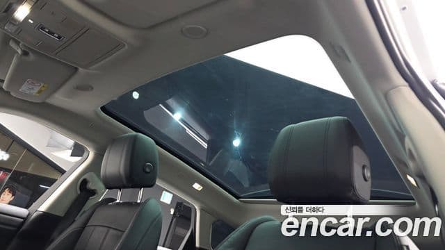Land Rover Range Rover Evoque 2021 — ფოტო 19/20