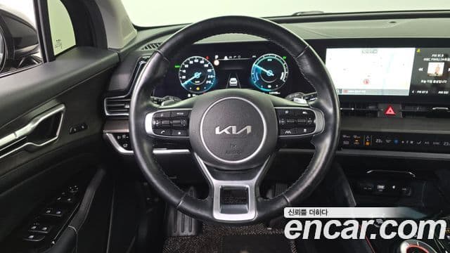 Kia Sportage 2021 — ფოტო 13/20