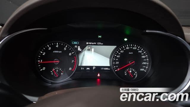 Kia Stinger 2020 — ფოტო 8/20