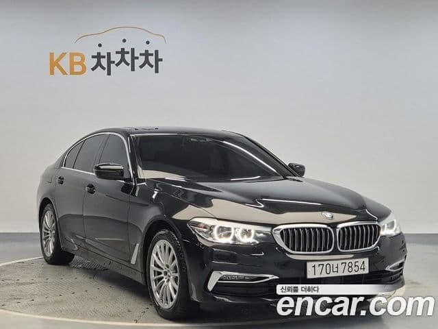 BMW 5 Series 2020 — Фото 9/19