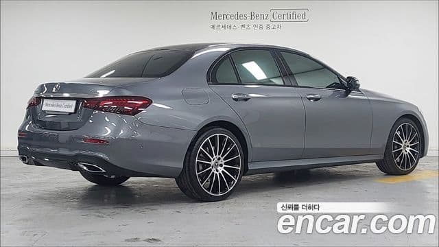 Mercedes-Benz E-Class 2022 — Фото 1/17