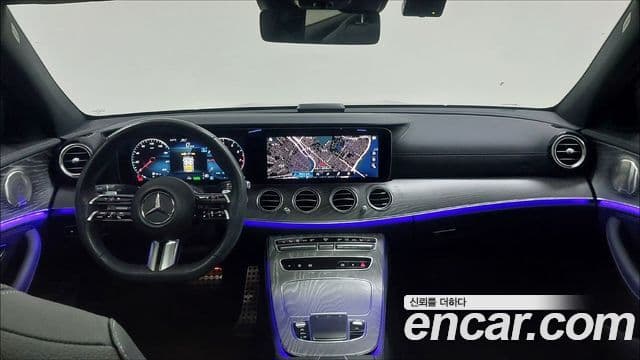 Mercedes-Benz E-Class 2022 — Фото 6/17
