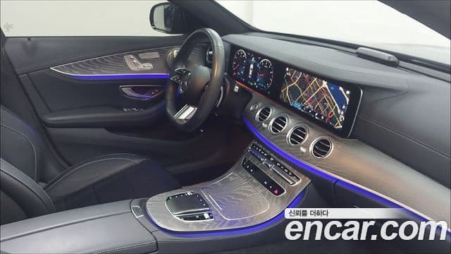 Mercedes-Benz E-Class 2022 — Фото 8/17