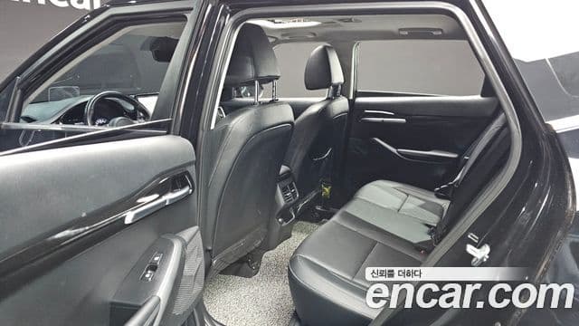 Kia Seltos 2021 — Şəkil 12/20