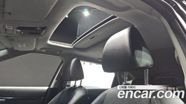 Kia Seltos 2021 — Şəkil 17/20