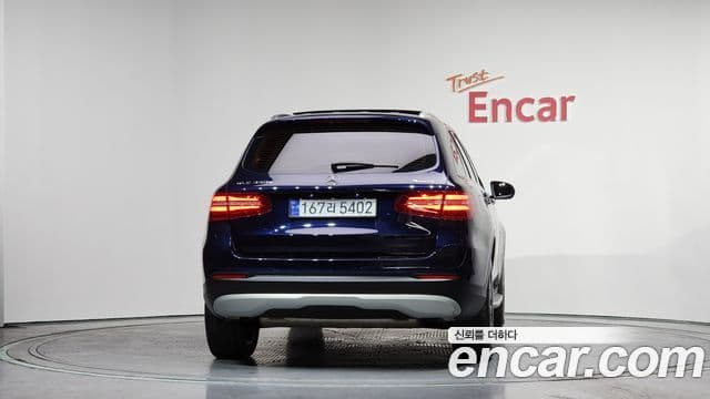 Mercedes-Benz GLC-Class 2018 — ფოტო 4/20