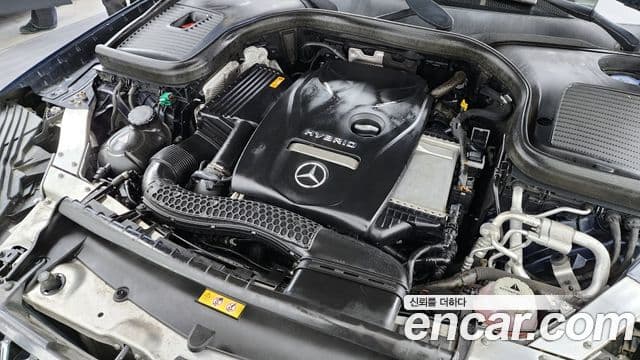Mercedes-Benz GLC-Class 2018 — ფოტო 6/20