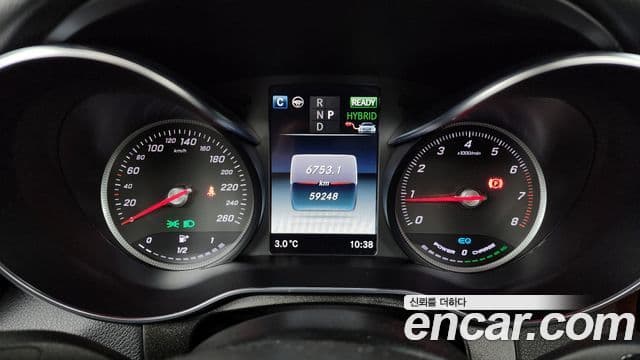Mercedes-Benz GLC-Class 2018 — ფოტო 8/20