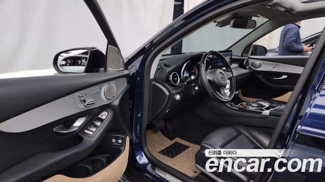Mercedes-Benz GLC-Class 2018 — ფოტო 10/20