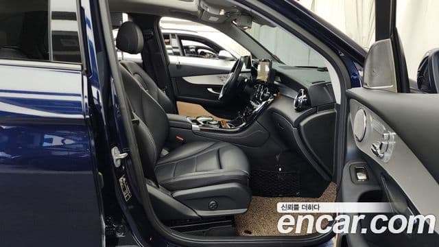 Mercedes-Benz GLC-Class 2018 — ფოტო 11/20