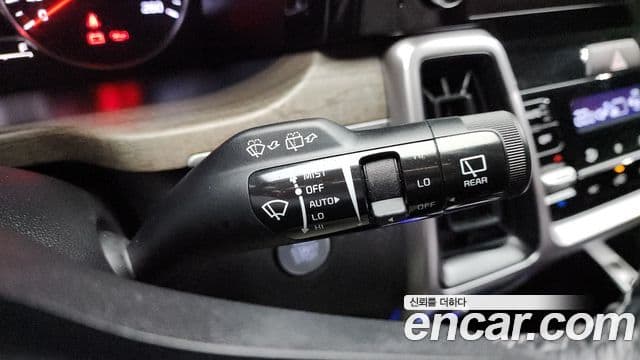 Kia Sorento 2021 — Şəkil 18/20