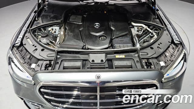 Mercedes-Benz S-Class 2022 — ფოტო 6/20