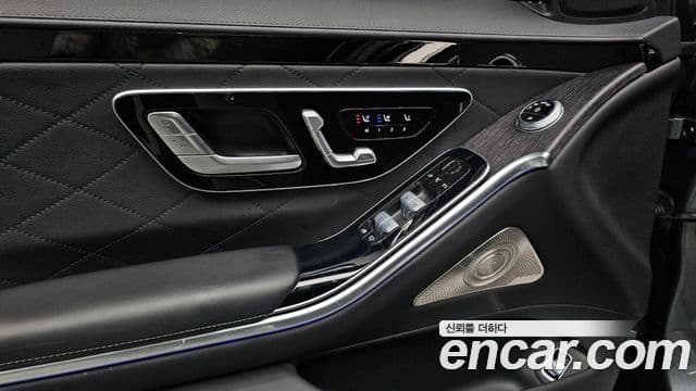 Mercedes-Benz S-Class 2022 — фото 17 из 20