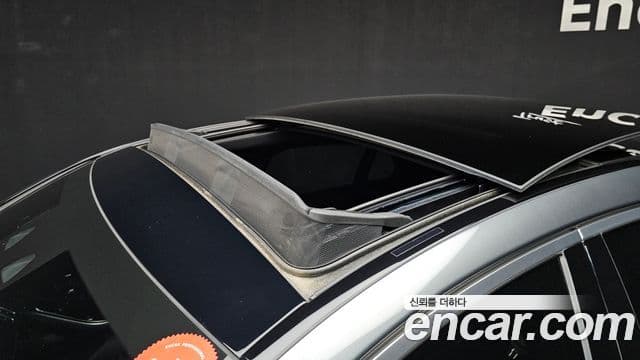 Mercedes-Benz S-Class 2022 — ფოტო 19/20