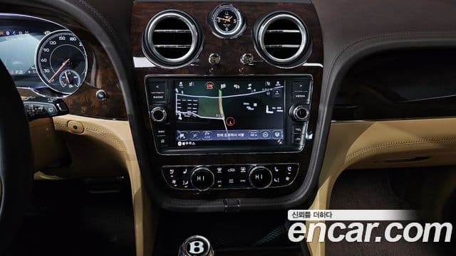 Bentley Bentayga 2020 — Şəkil 4/20