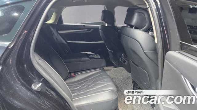 Genesis Electrified G80 2020 — Şəkil 12/20