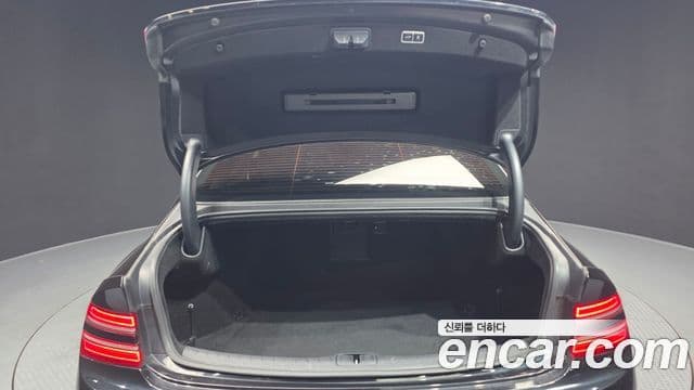 Genesis Electrified G80 2020 — Şəkil 20/20