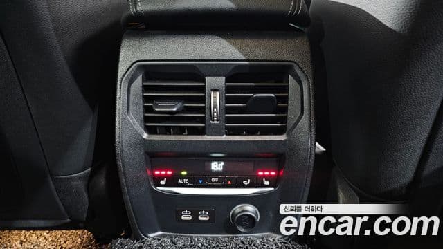 BMW 3 Series 2019 — Şəkil 19/20