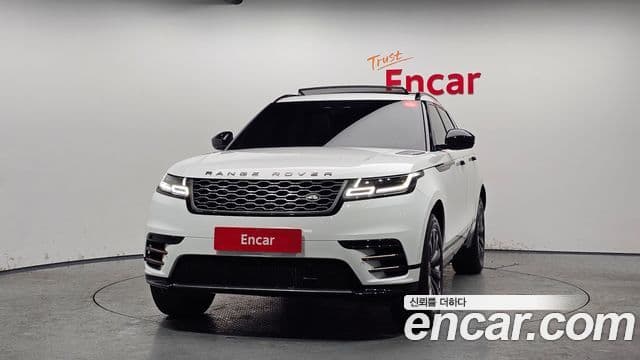 Land Rover Range Rover Velar 2023 — ფოტო 2/20