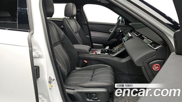 Land Rover Range Rover Velar 2023 — ფოტო 9/20