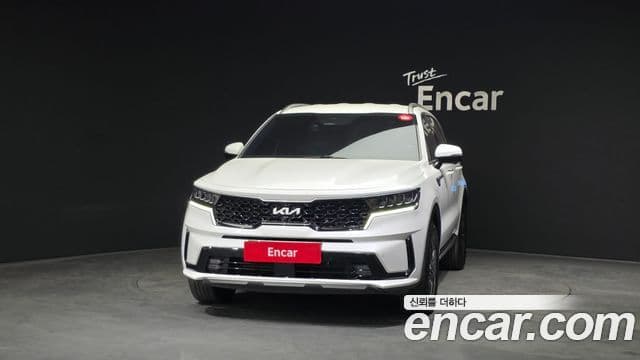 Kia Sorento 2022 — Фото 3/20