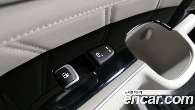 Kia Sorento 2022 — Фото 19/20