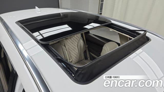 Genesis GV80 2022 — ფოტო 17/20