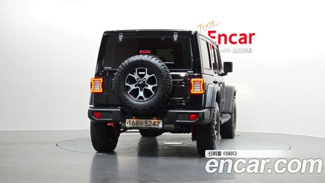 Jeep Wrangler 2020 — Photo 6/20
