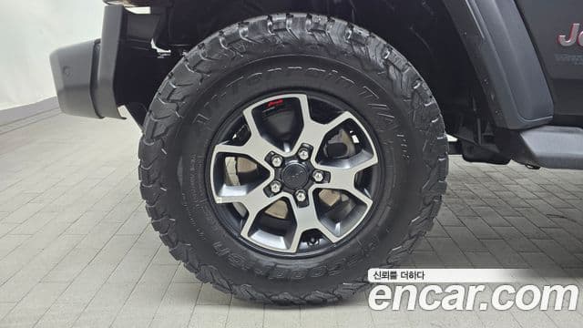 Jeep Wrangler 2020 — Photo 8/20