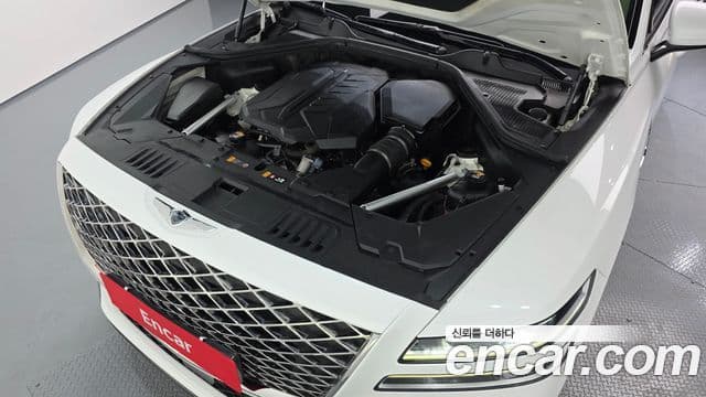 Genesis GV80 2020 — ფოტო 6/20