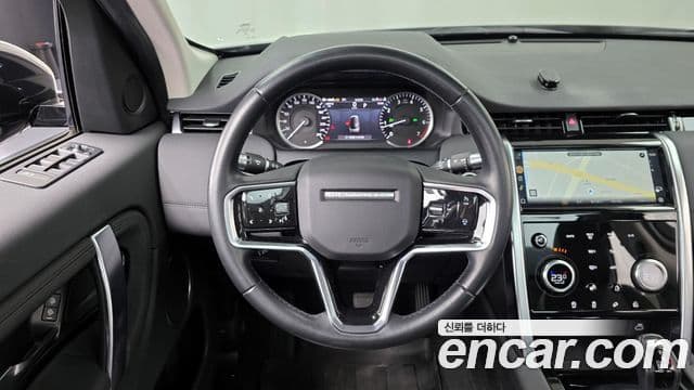 Land Rover Discovery Sport 2021 — ფოტო 13/20