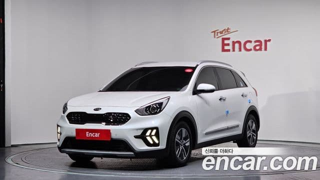 Kia Niro 2020 — ფოტო 1/20