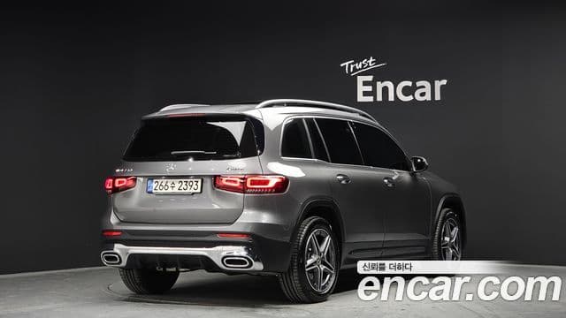 Mercedes-Benz GLB-Class 2022 — ფოტო 9/20