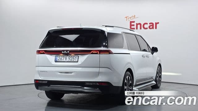 Kia Carnival 2023 — Şəkil 2/20