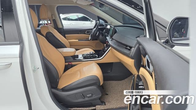Kia Carnival 2023 — Şəkil 9/20