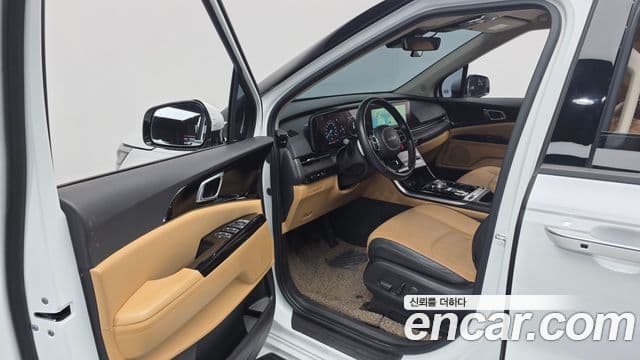 Kia Carnival 2023 — Şəkil 11/20