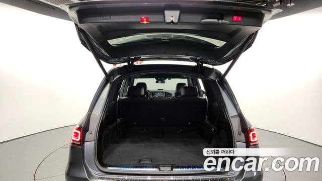 Mercedes-Benz GLS-Class 2021 — Photo 18/20