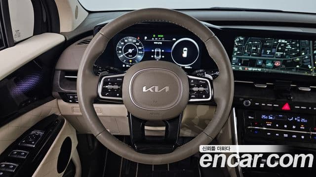Kia Carnival 2023 — Şəkil 13/20