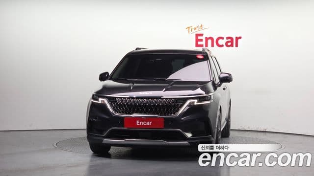 Kia Carnival 2023 — Фото 3/20