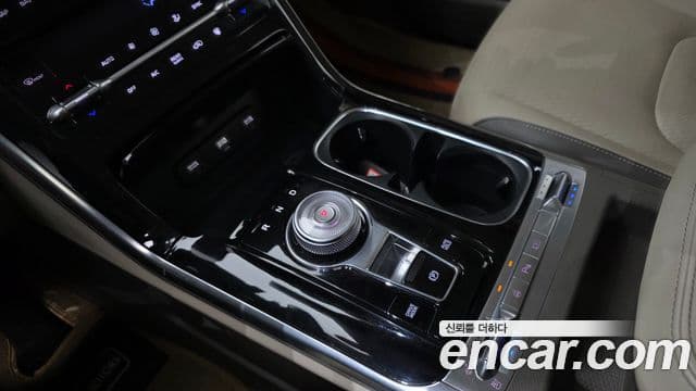 Kia Carnival 2023 — Фото 9/20