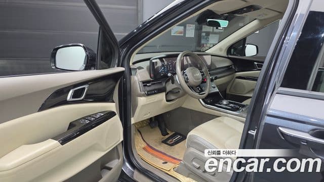 Kia Carnival 2023 — Фото 10/20