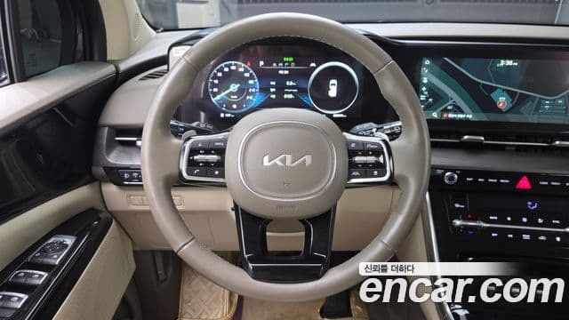 Kia Carnival 2023 — Фото 13/20