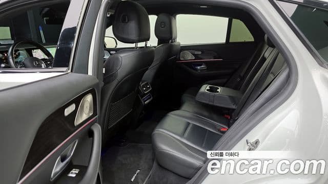 Mercedes-Benz GLE-Class 2022 — Photo 15/20